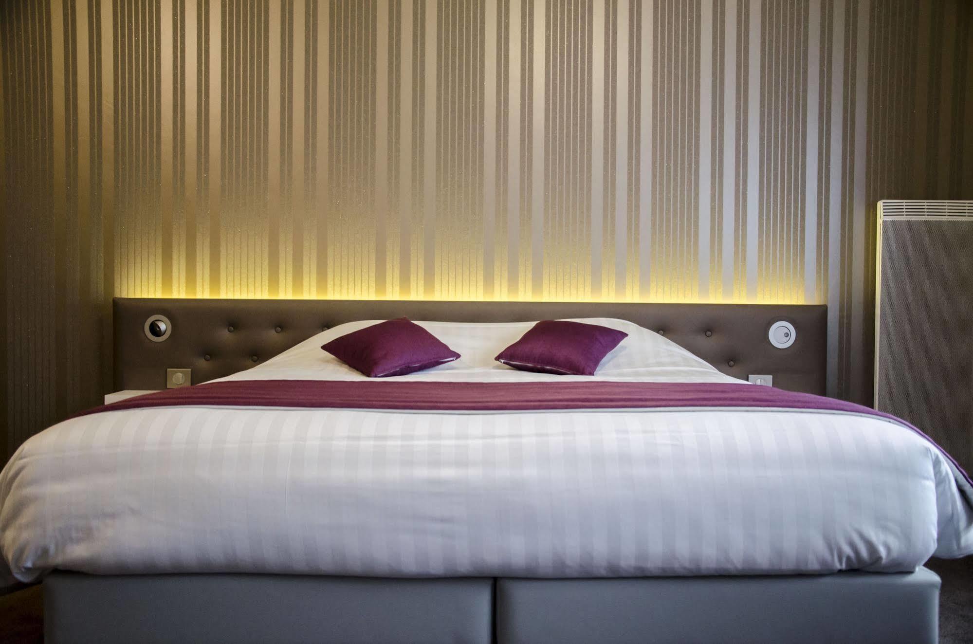 Les Caps Hotel Lamballe Buitenkant foto
